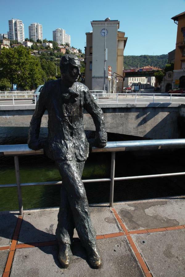 Rijeka With Love Apartment Bagian luar foto